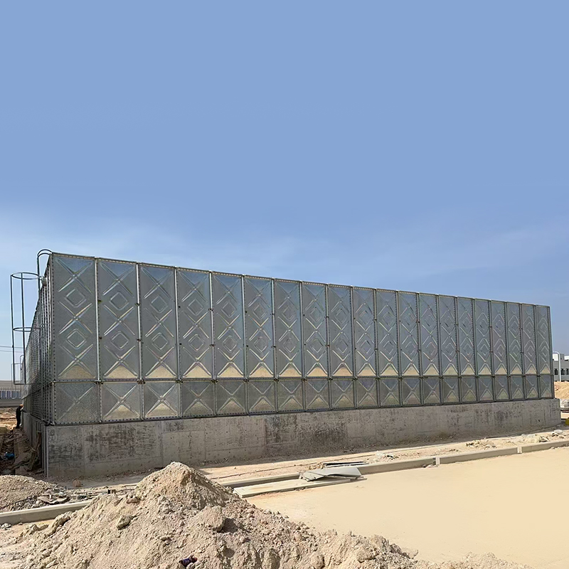 Assembled sectional water tank