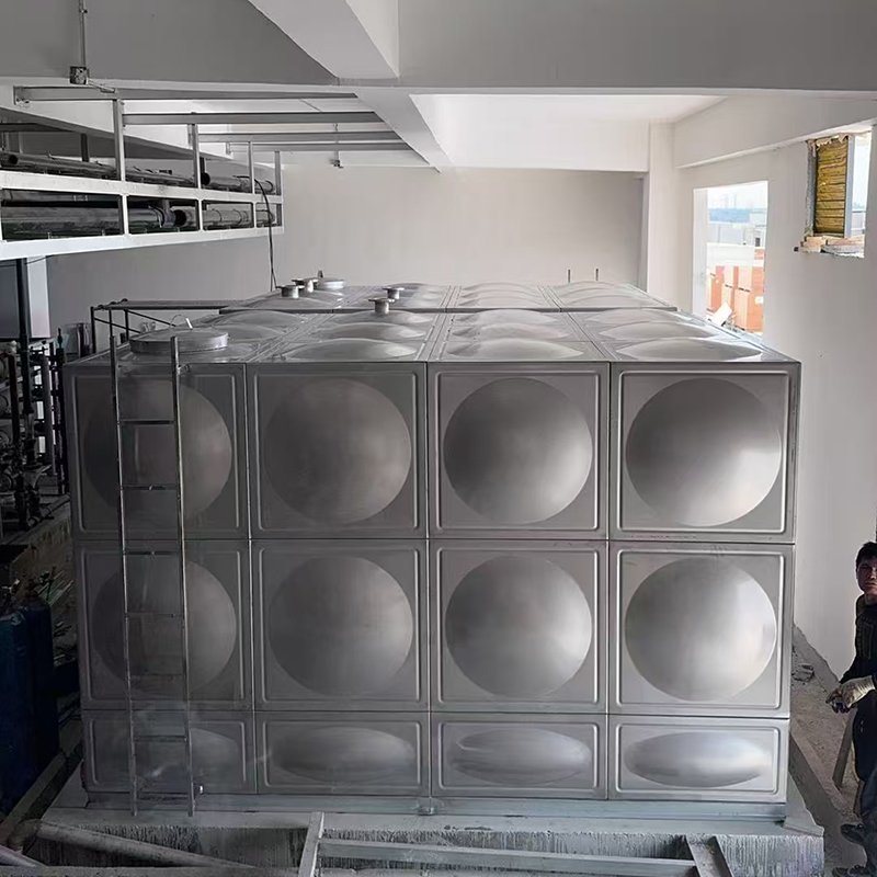 Stainless steel sectional domestic water tank
